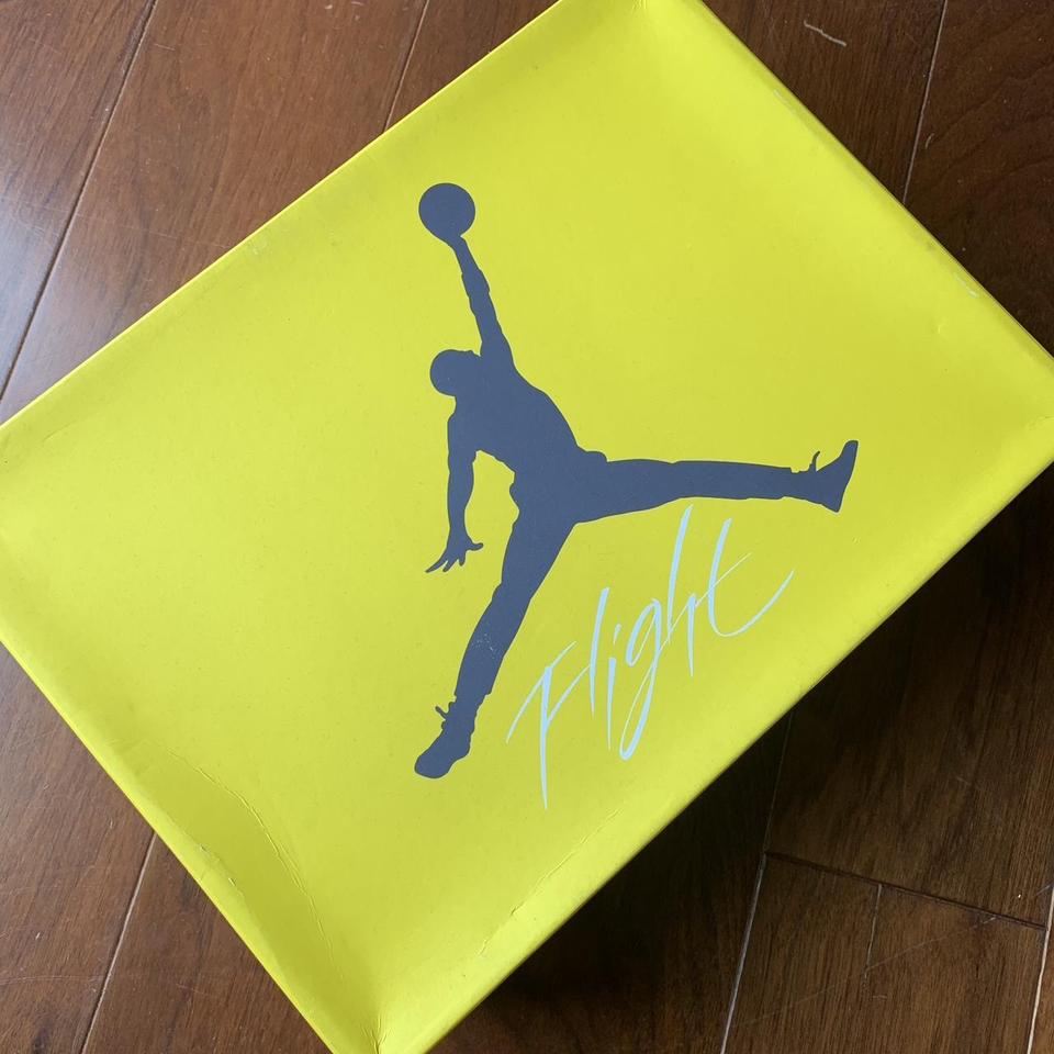 Jordan 4 Retro Lightning (2021) (GS)