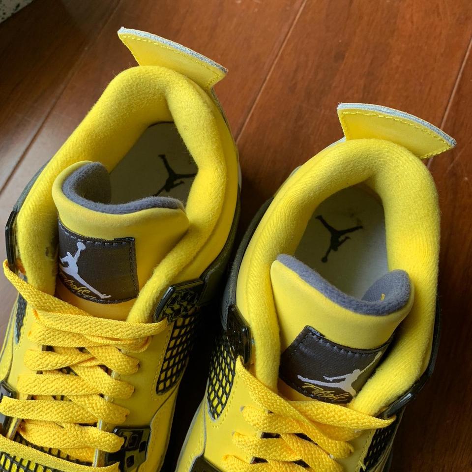 Jordan 4 Retro Lightning (2021) (GS)