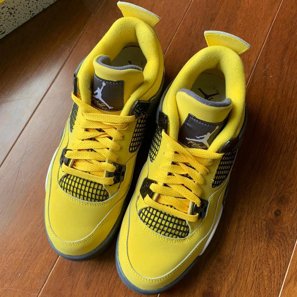 Jordan 4 Retro Lightning (2021) (GS)